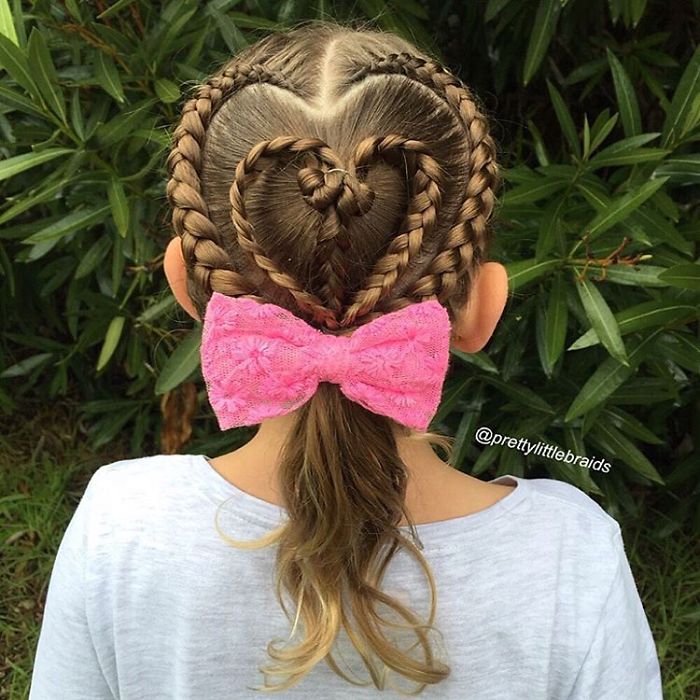 mom-braids-unbelievably-intricate-hairstyles-every-morning-before-school-9__700