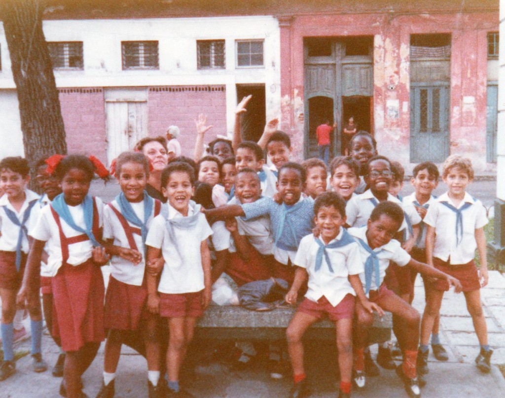 Гавана. С кубинскими пионерами. 1983 г.