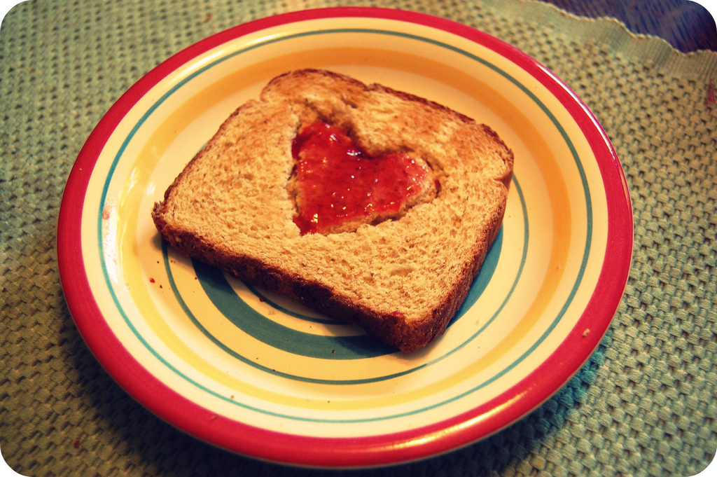 toast_with_jam