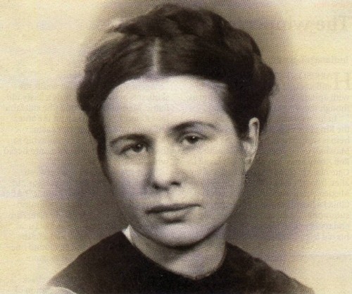 Ирена Сендлерова: героиня без страха, упрека и лаврового венка () Ирена Сендлерова: героиня без страха, упрека и лаврового венка