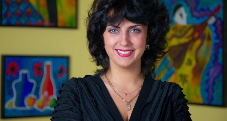 Виктория Ветрова: Видеть хорошее, укрепляться в вере, двигаться к свету () Виктория Ветрова: Видеть хорошее, укрепляться в вере, двигаться к свету