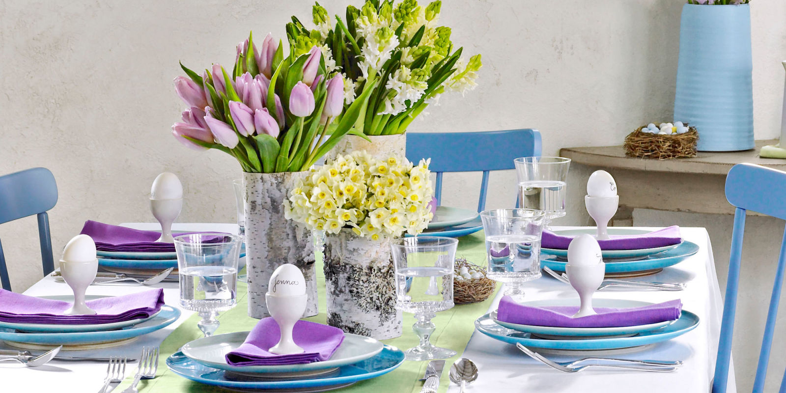 landscape_1426025272-easter-table-lgn