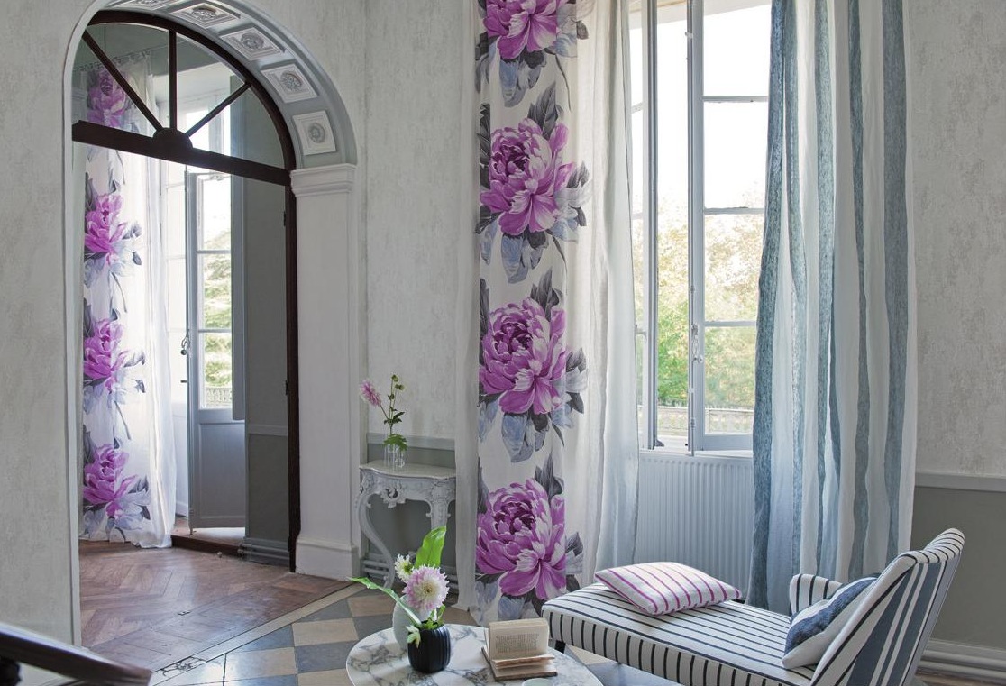 spring-flower-wall-curtains