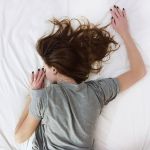 Слабость, сонливость, стресс: как дефицит железа притворяется усталостью