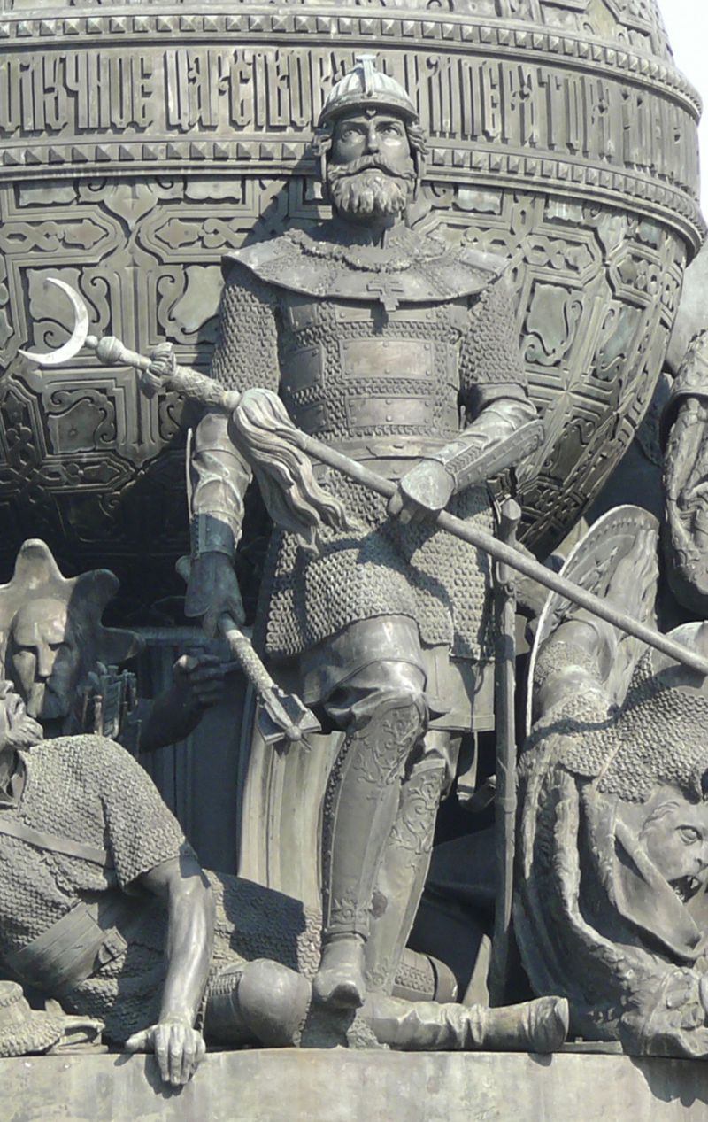 Дмитрий Донской на памятнике 1000 - летие  России в Великом Новгороде