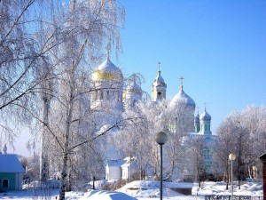 За чудом - к батюшке Серафиму () За чудом - к батюшке Серафиму