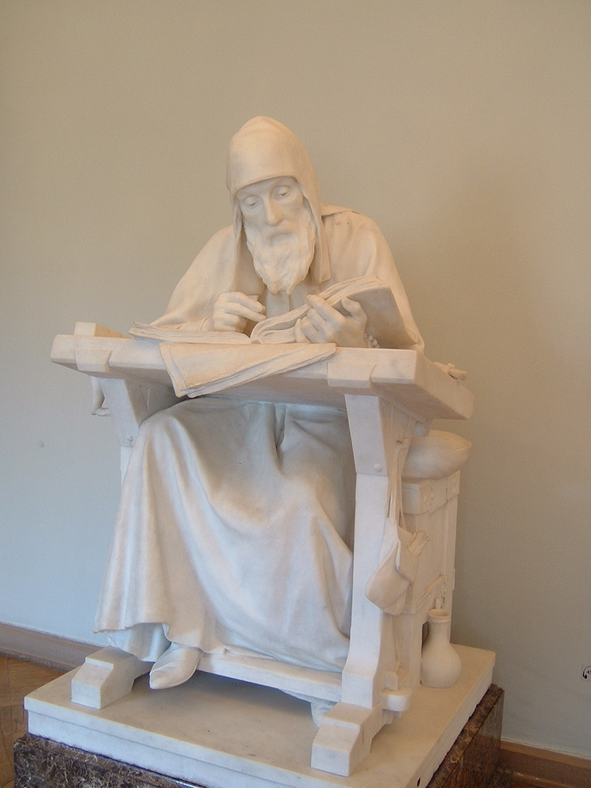 Нестор-летописец.  Скульптура М.Антокольского, 1890