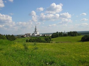 Основан святителем Стефаном Пермским, возрожден соловецкими монахами в 19 веке.